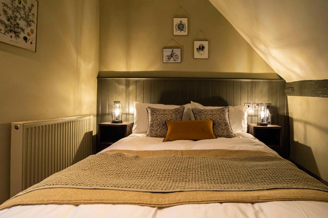 Kings Arms Hotel Stansted Mountfitchet Eksteriør billede