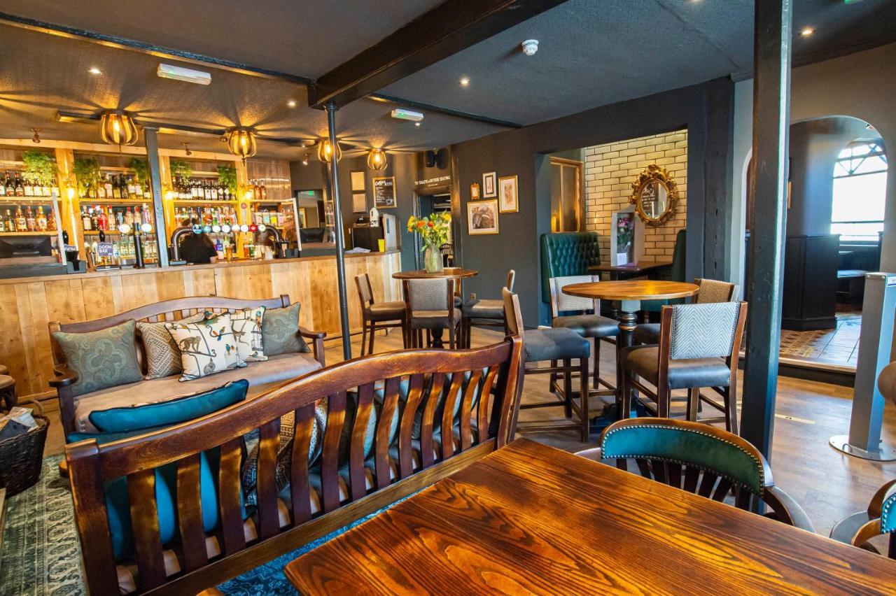 Kings Arms Hotel Stansted Mountfitchet Eksteriør billede