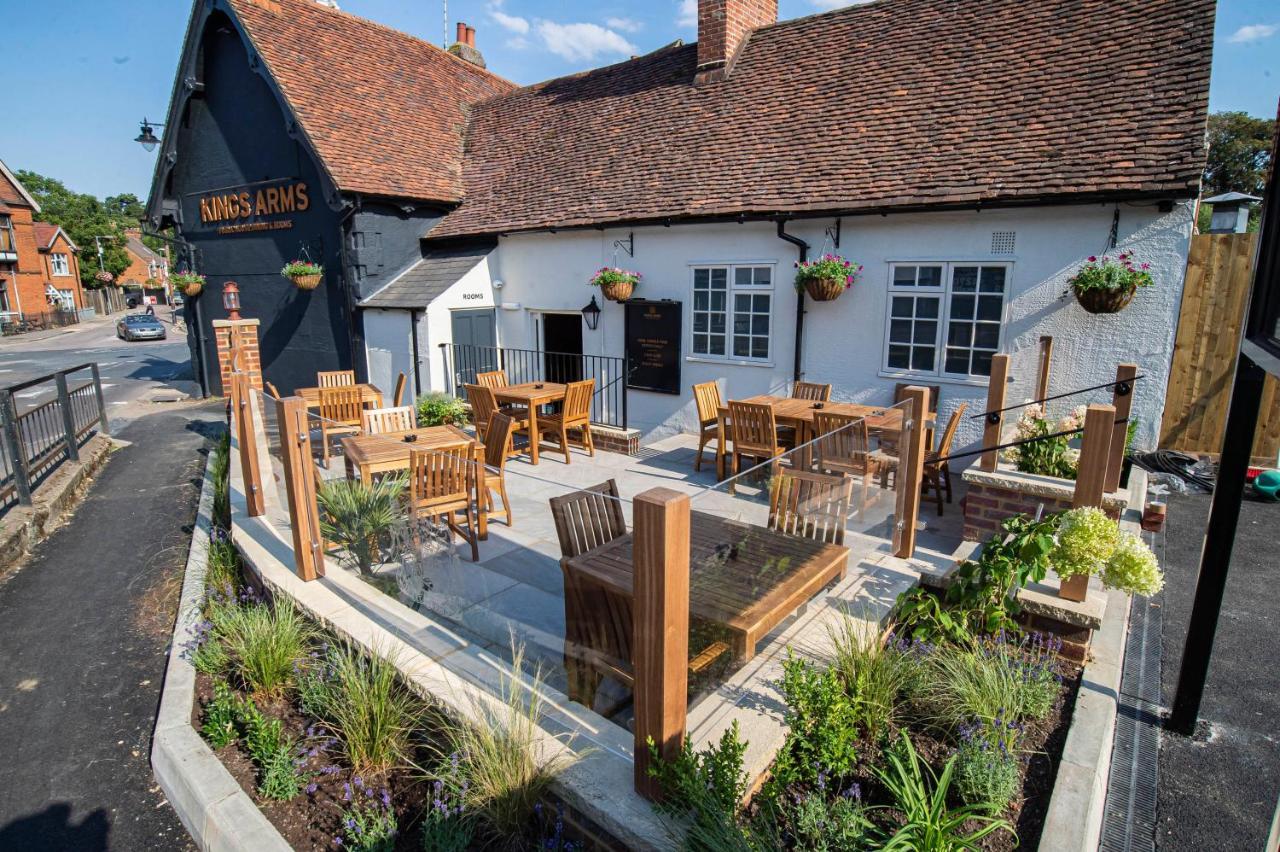 Kings Arms Hotel Stansted Mountfitchet Eksteriør billede