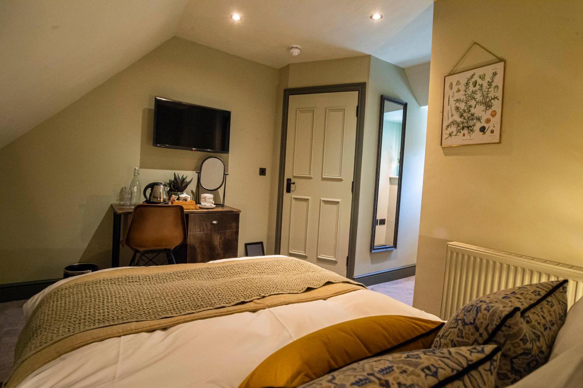 Kings Arms Hotel Stansted Mountfitchet Eksteriør billede